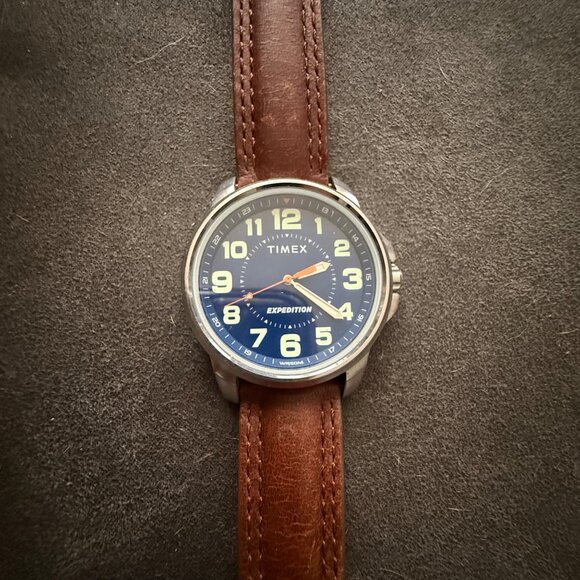 Timex Expedition Mens Watch With Leather Band & Stainless Steel Case - Picture 2 of 4